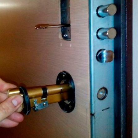 Steel Door Lock Cylinder Installation