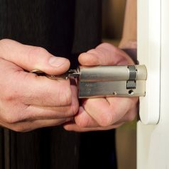 Cylinder Replacement for an Aluminum Door
