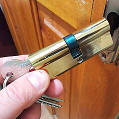 Opening a wooden door cylinder
